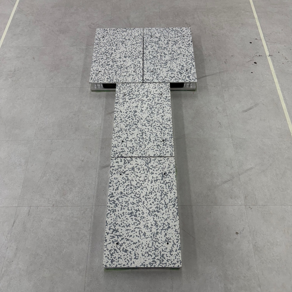 동작분석실 forceplate 힘판 T자 구조